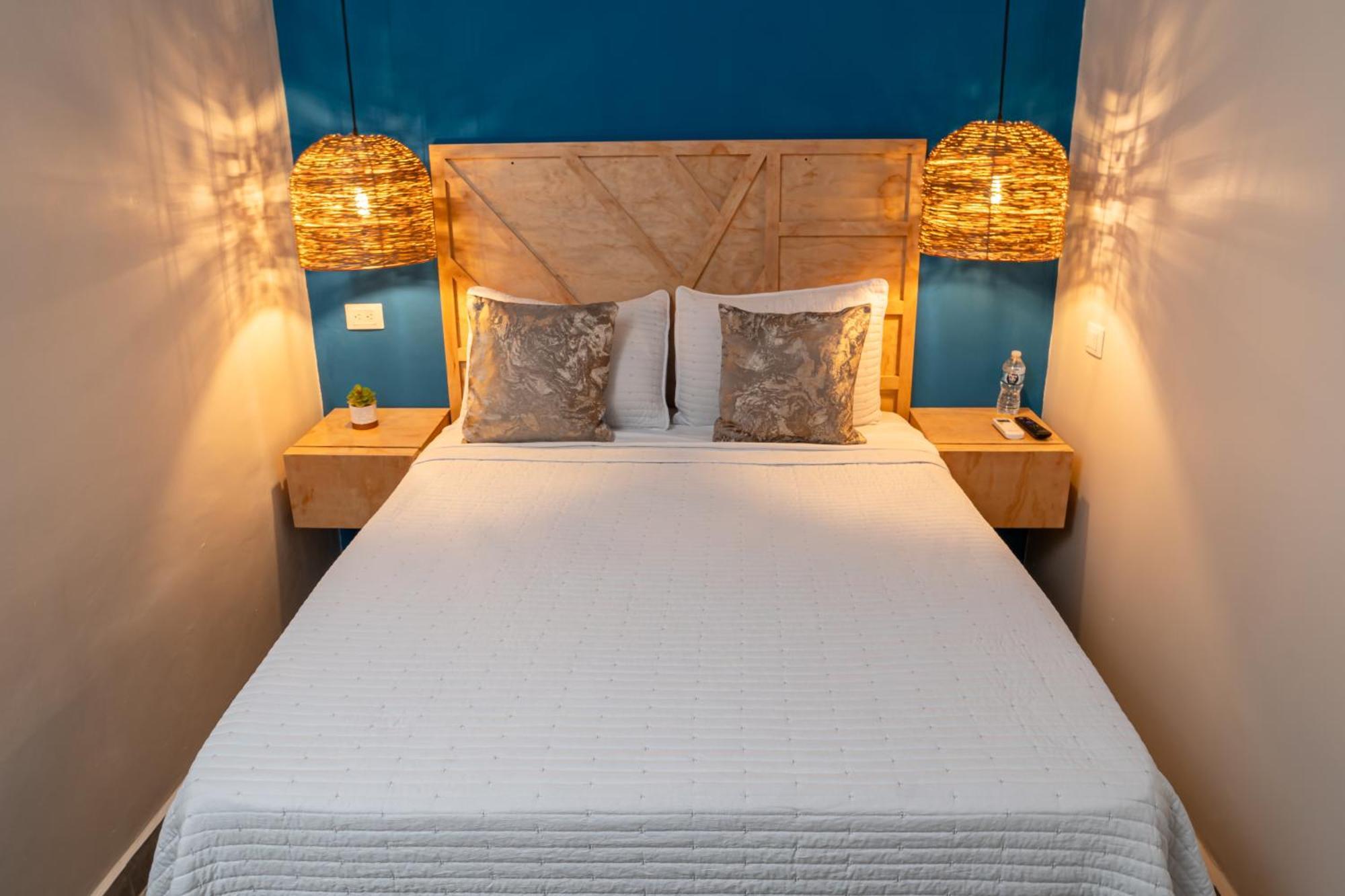 We Hotel, La Lima Luaran gambar